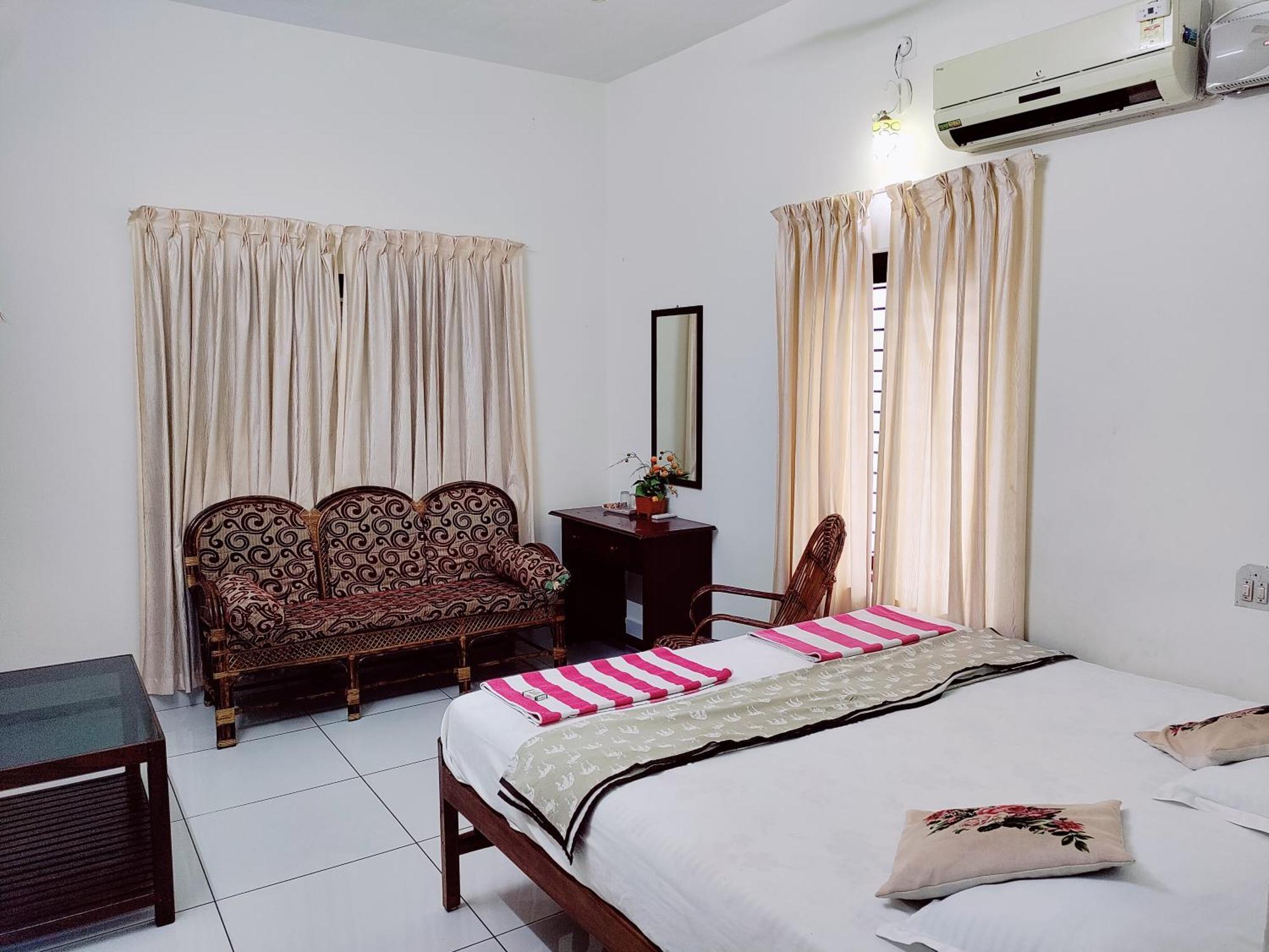 Basuri Beach Resort Varkala Bagian luar foto